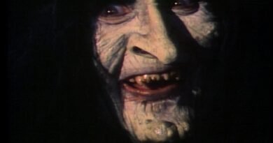 Tales from the Darkside: "Trick or Treat" (Pilot Episode)