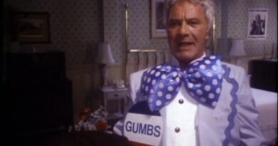Tales from the Darkside: "If the Shoes Fit..." (Season 1, Episode 18)