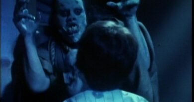 Tales from the Darkside: "Monsters in My Room" (Season 2, Episode 12)
