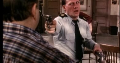 Tales from the Darkside: "Fear of Floating" (Season 2, Episode 23)