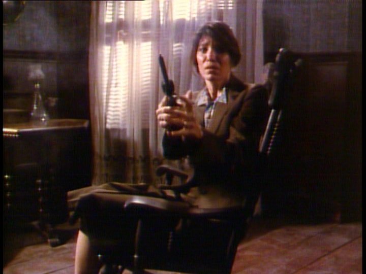 Tales from the Darkside: "Florence Bravo" (Season 3, Episode 4)