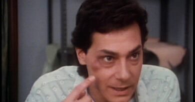 Tales from the Darkside: "The Social Climber" (Season 3, Episode 19)