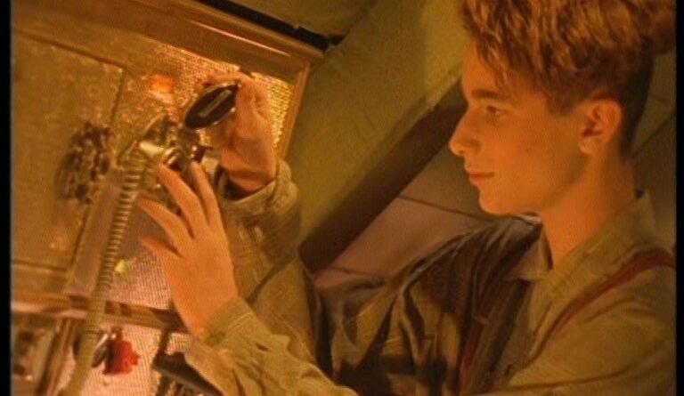 Are you Afraid of the Dark?: "The Tale of the Captured Souls" (S1E07)