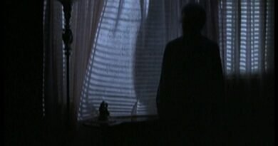 Are you Afraid of the Dark?: "The Tale of Apartment 214" (S3E02)