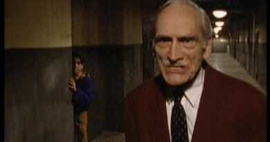 Are you Afraid of the Dark?: "The Tale of the Phone Police" (S3E04)