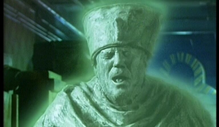 Are you Afraid of the Dark?: "The Tale of the Guardian’s Curse" (S3E08)