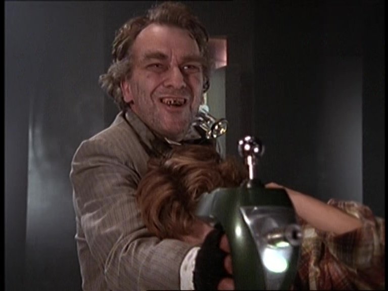 Are you Afraid of the Dark?: "The Tale of the Closet Keepers" (S4E11)