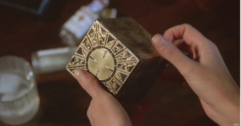 Hellraiser: Deader (2005) Review – Cult Horror Meets the Lament Configuration in a Dark Franchise Turn