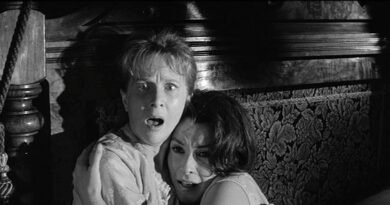 The Haunting (1963) Review – A Timeless Psychological Horror Masterpiece